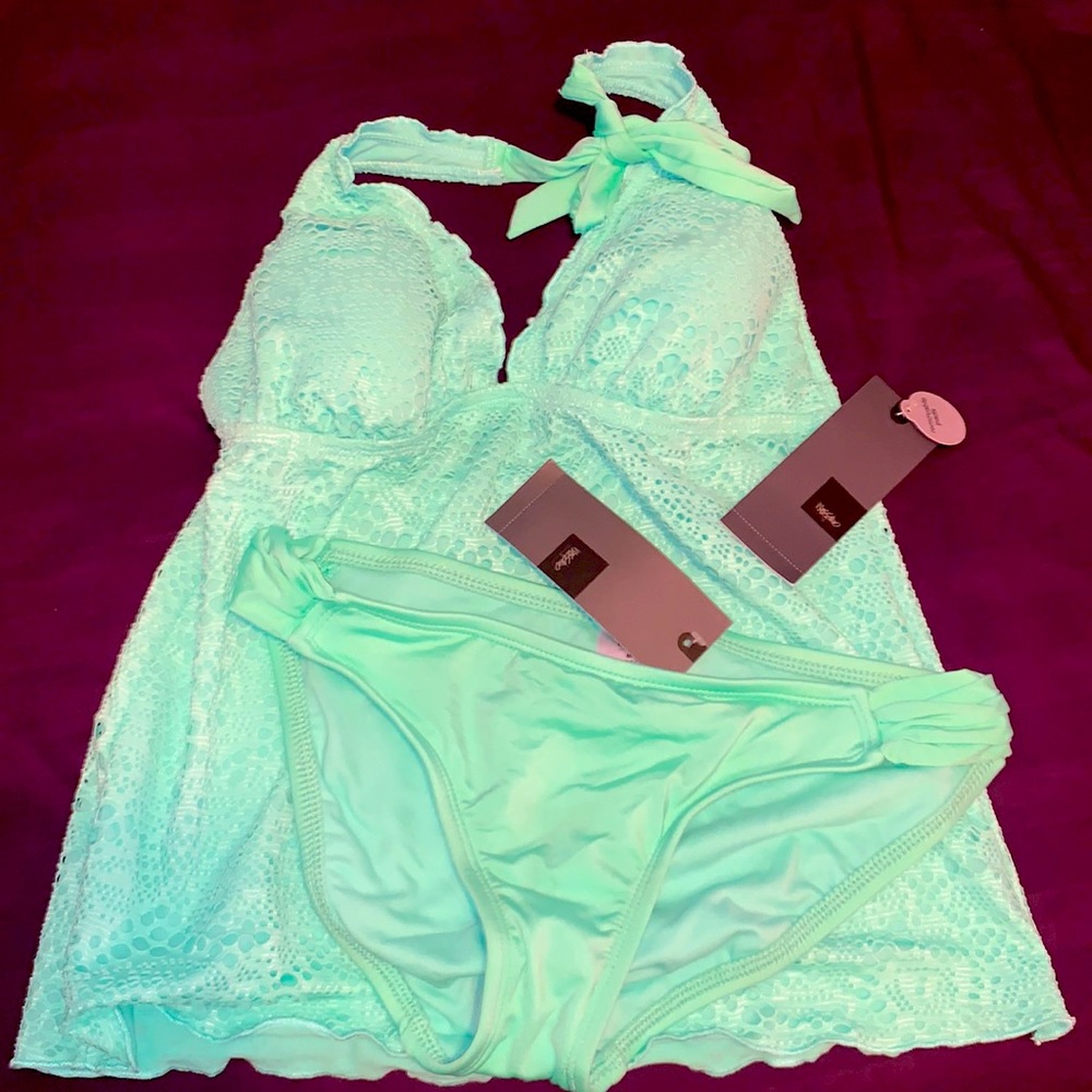 Light Green Tankini small top and medium bottoms. The bottoms look small